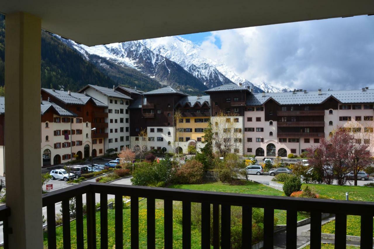 Appt 4 /5 Pers - 3 Min. Centre Ville Chamonix Buitenkant foto